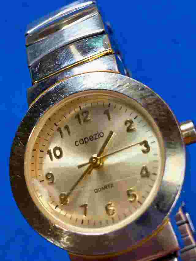 Vintage retro vibe CAPEZIO Women's Ladies Dress watch Gold Silver - new battery