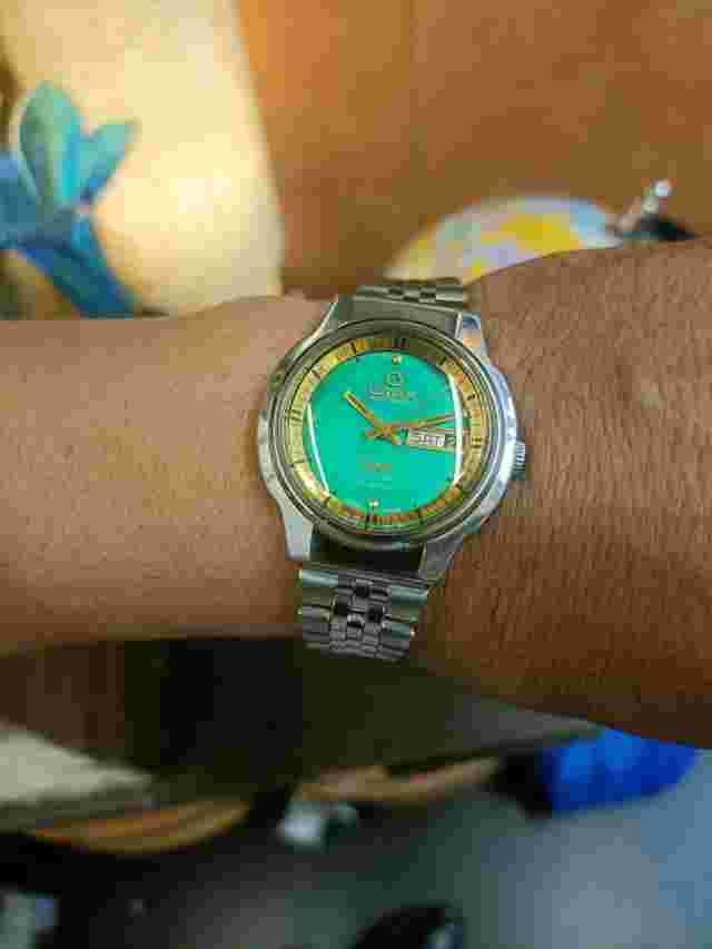 OMAX TRIPLE STAR CRYSTAL 28-35240 Automatic Day-Date Men's Wrist Watch Swiss