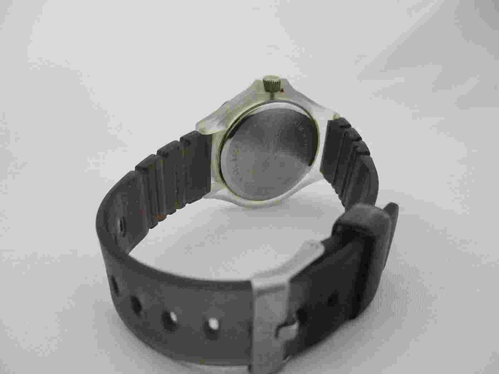 Speedo Analog Watch Black Buckle Band Water Resistant 50M