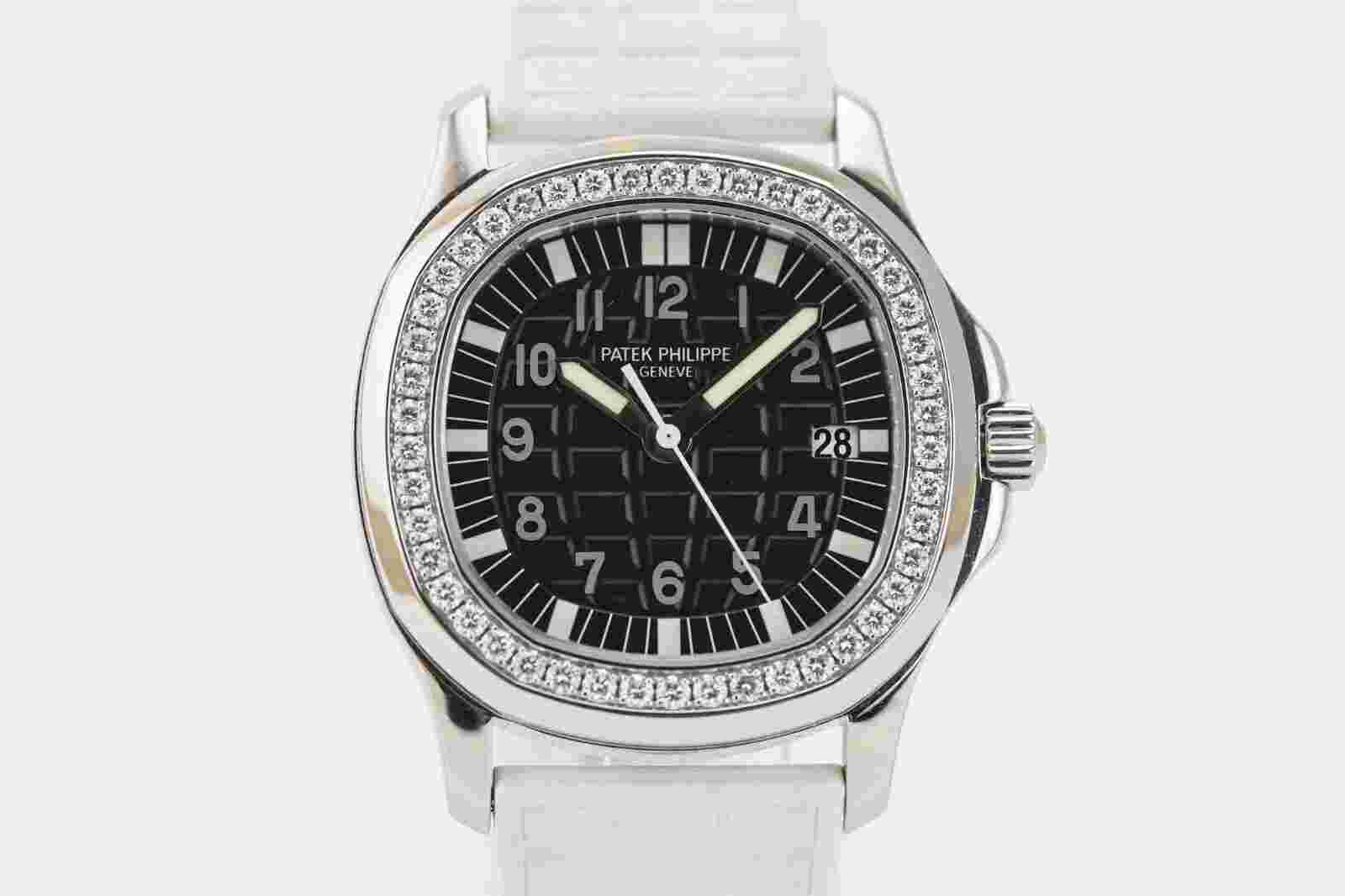 Patek Philippe Aquanaut Women's Black Watch - 5067A-001