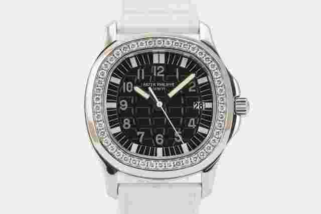 Patek Philippe Aquanaut Women's Black Watch - 5067A-001