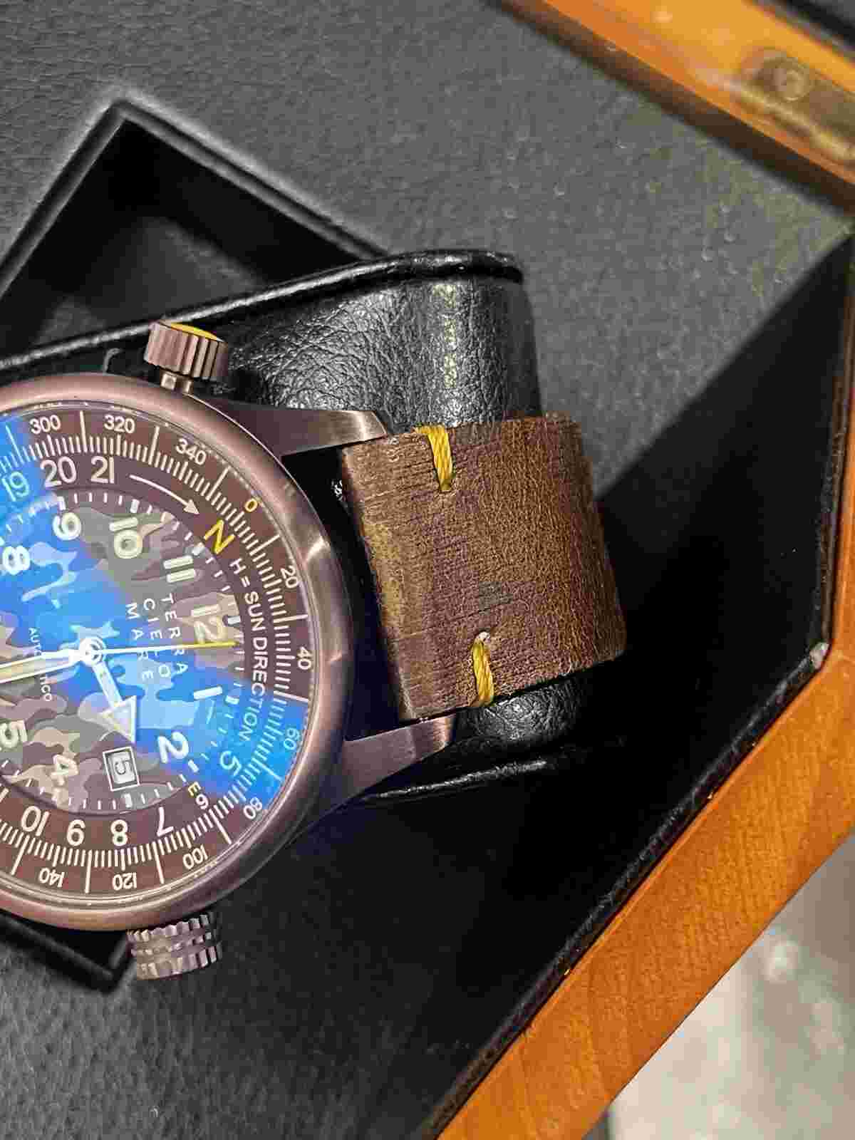 Terra Cielo Mare TC7008TUNPA Gray Camouflage Dial Men's Watch Stainless
