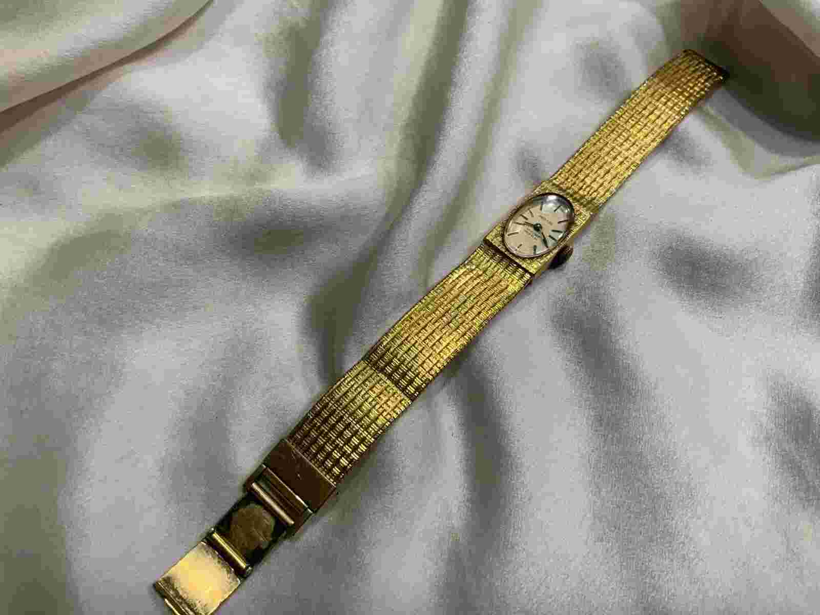 Watch Provita 17 rubis incabloc Swiss rare vintage