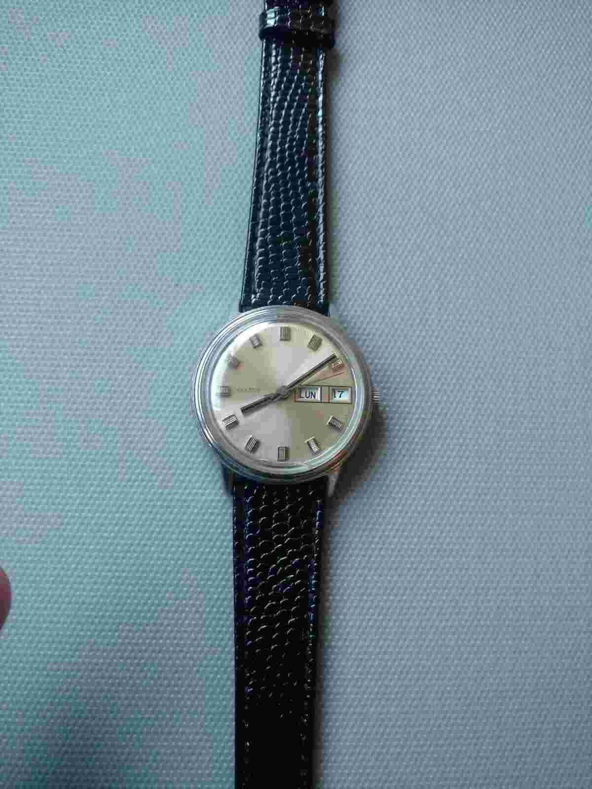 1973 Kelton Day Date Men's Chrome Case Wristwatch
