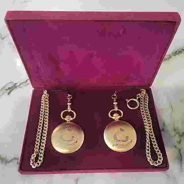 PACKET WATCH SET. TIME CORP.  Unisex. 37 Th. Supreme Court Session .