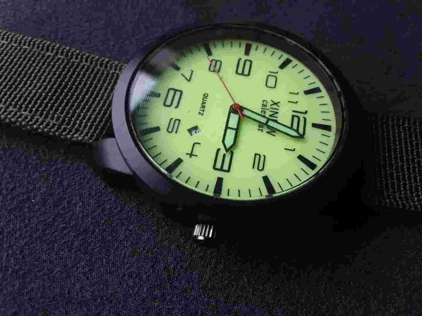 Mens XI New Military Style Mens Boys Quartz Watch Calendar Canvas Strap