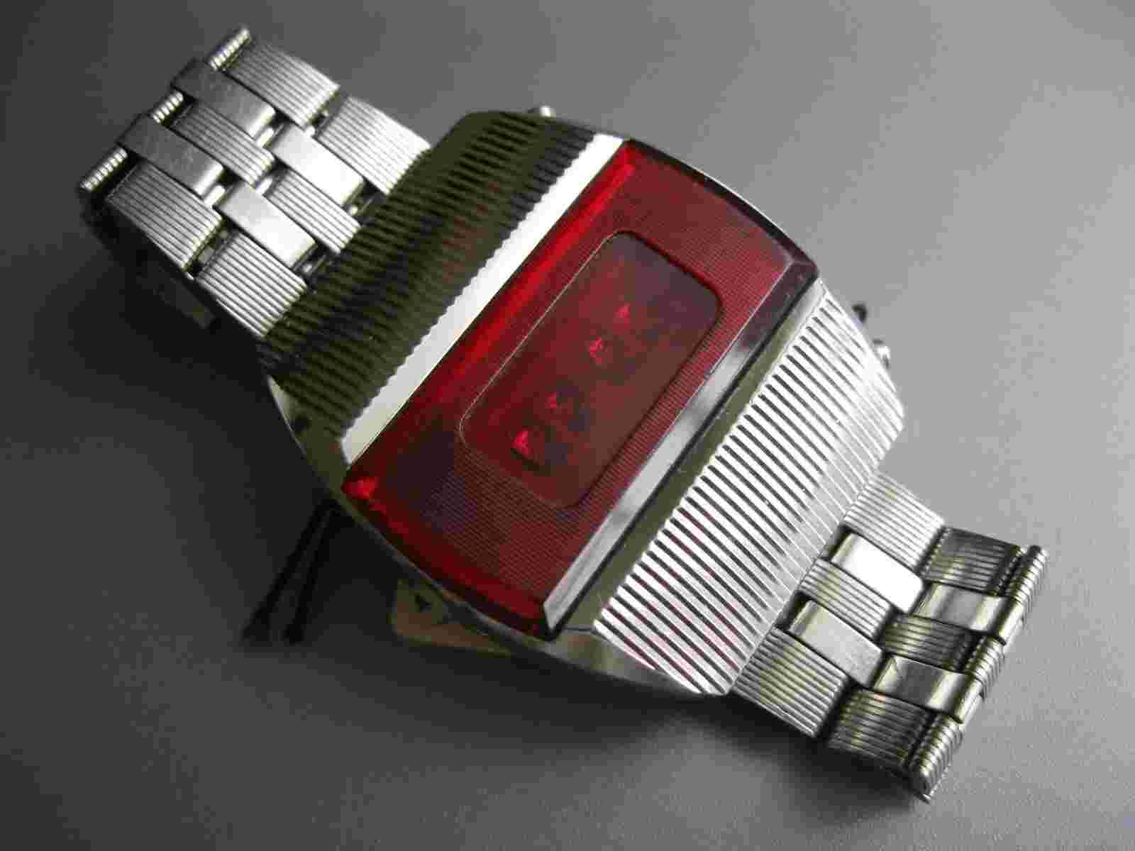 NOS!Watch Rare Soviet Elektronika 1 Red Pulsar Quartz USSR 1984 Digital Led