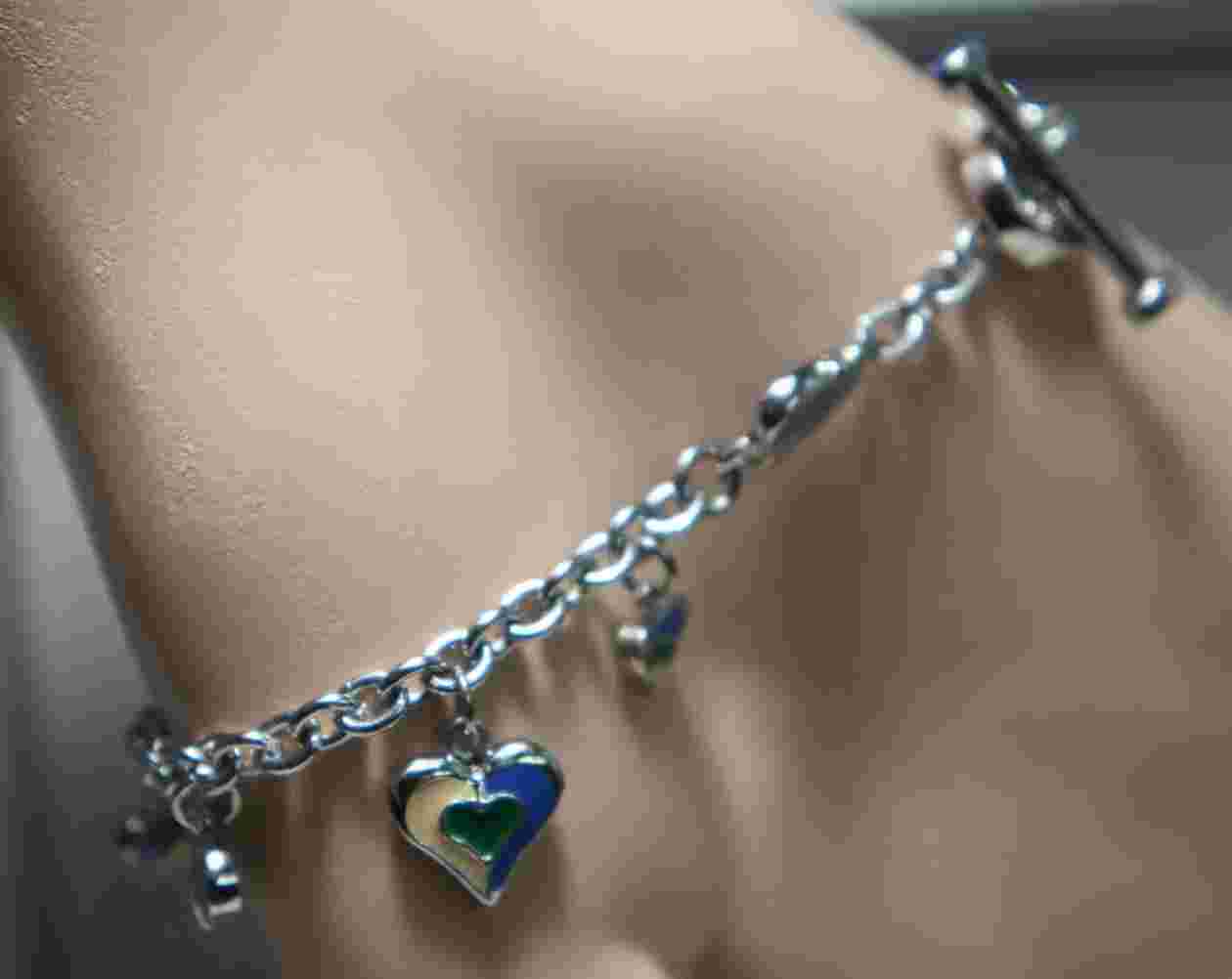 K&BROS Enamel Hearts Charm Bracelet Watch MOP Dial Made in ITALY Model 9123-3