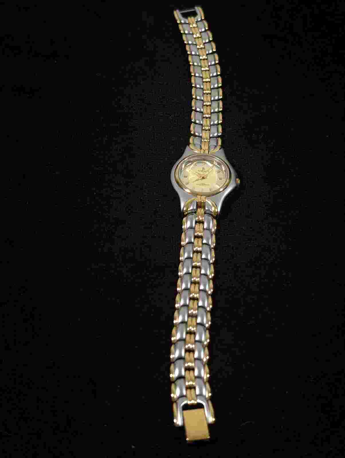 Berenger Womens Two Tone Classic Watch 26mm New Battery Working 7.5 inch