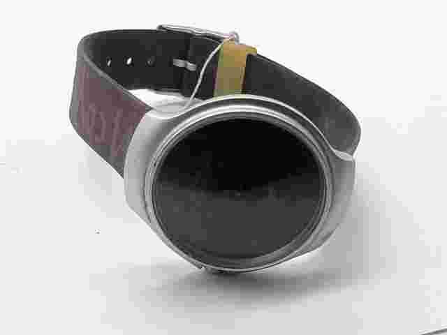 VINTAGE GENTS UNITED COLORS OF BENETTON WRISTWATCH WATCH WORKING FINE