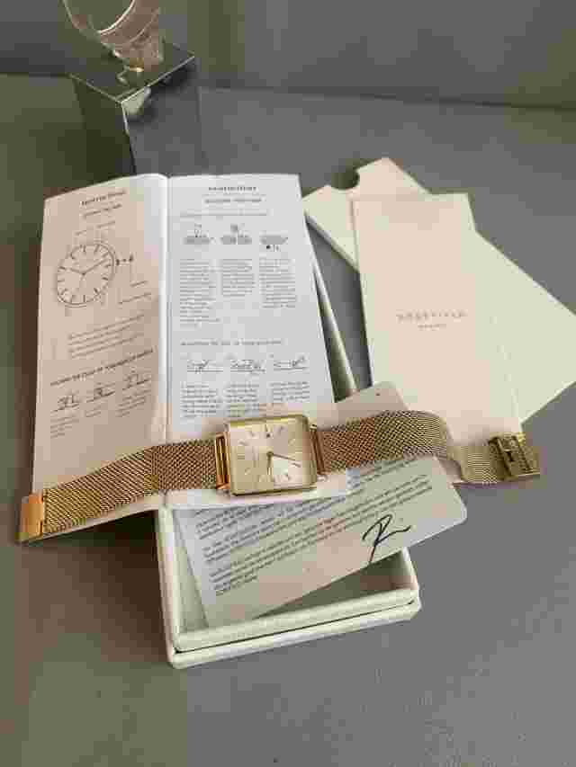 ROSEFIELD AMS / NYC QUARTZ Women Wristwatch Watch Gold Plated