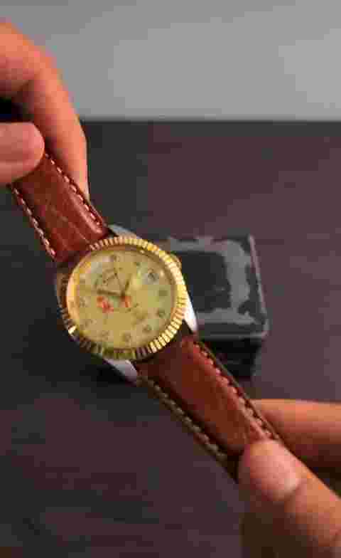 Oman West End Watch Khanjar Logo  Limited Edition 1999 Model Brand New With Tags