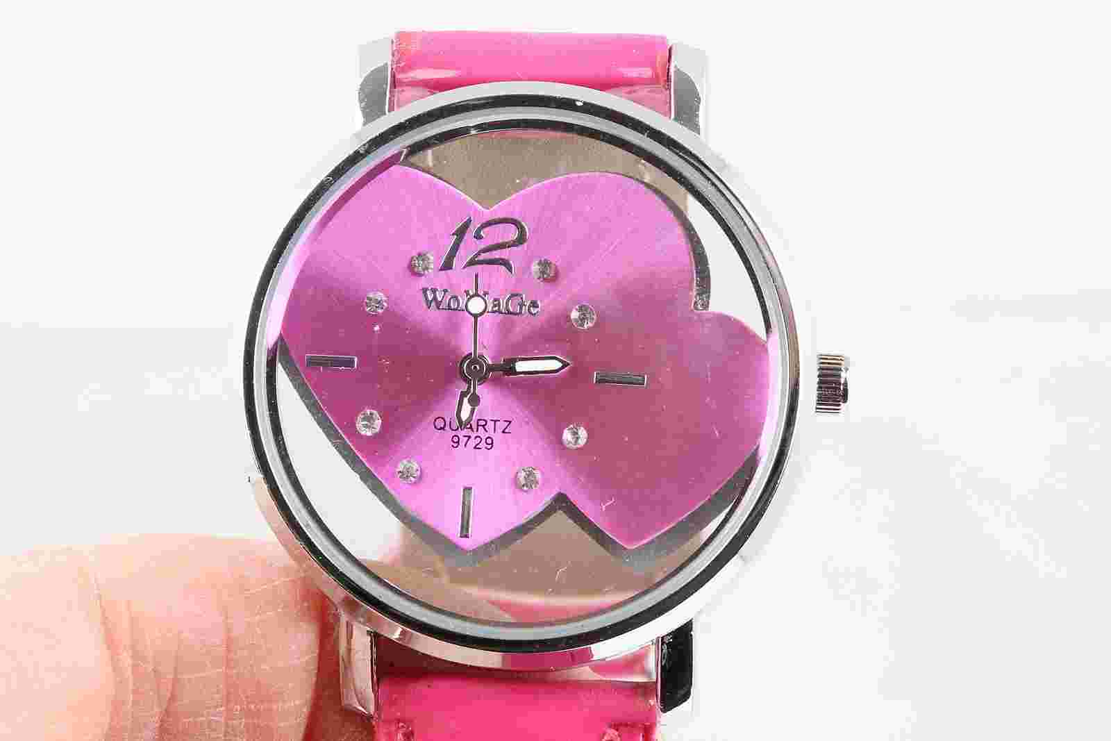 WOMAGE 9729-2 PINK HEARTS QUARTZ WATER RESIST WRISTWATCH  6056