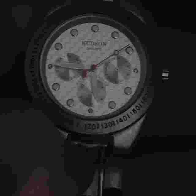 Hudson Quartz LA-38 3ATM water resistant Tachymeter Wristwatch Watch💥READ DISCR