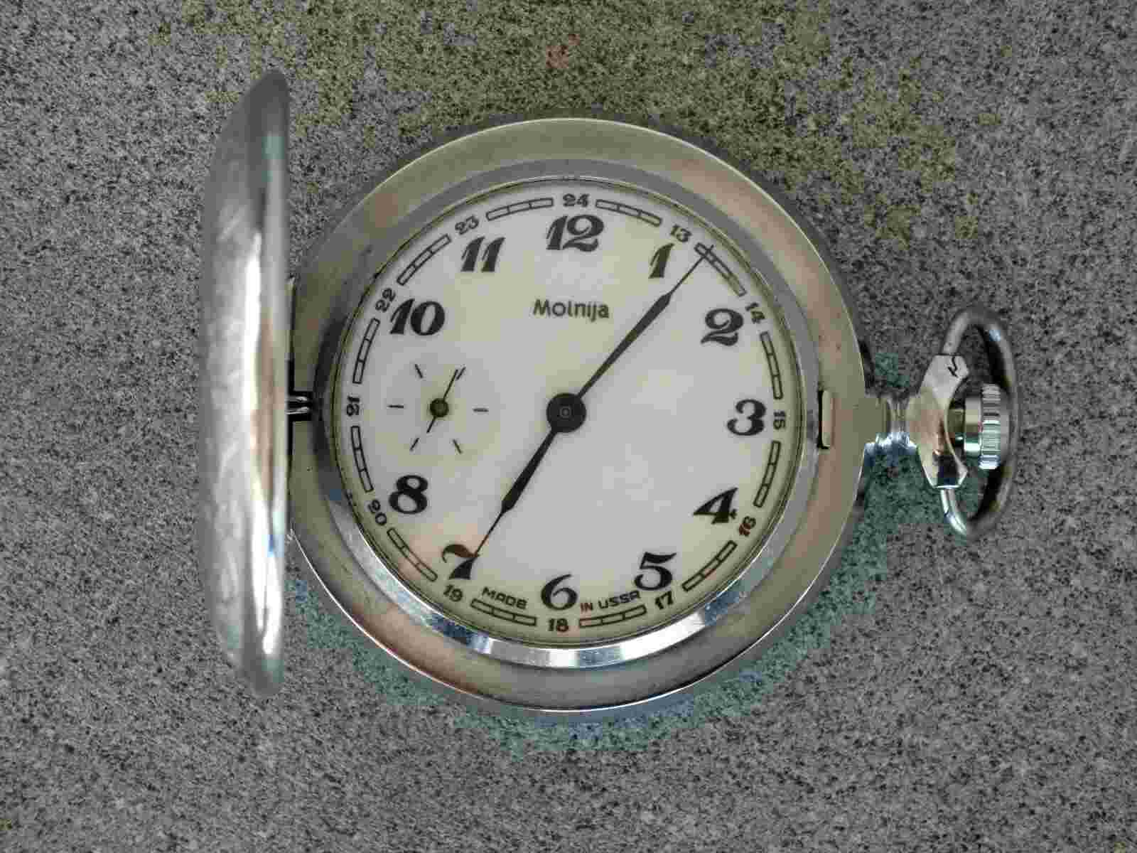 Vintage Molnija Molnia White Dial 18 Jewels USSR Mechanical Pocket Watch.
