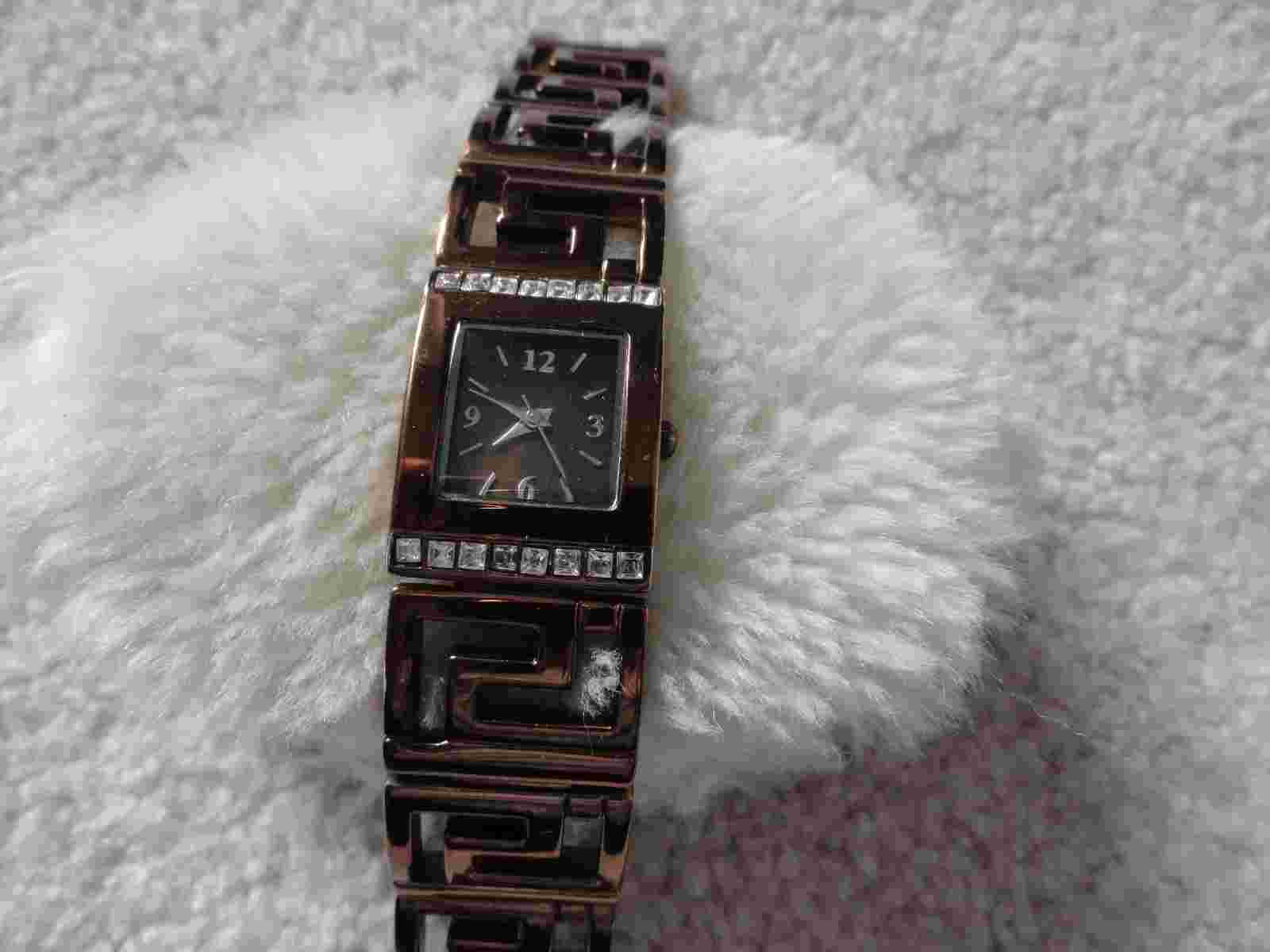 Pretty Allude Quartz Ladies Watch