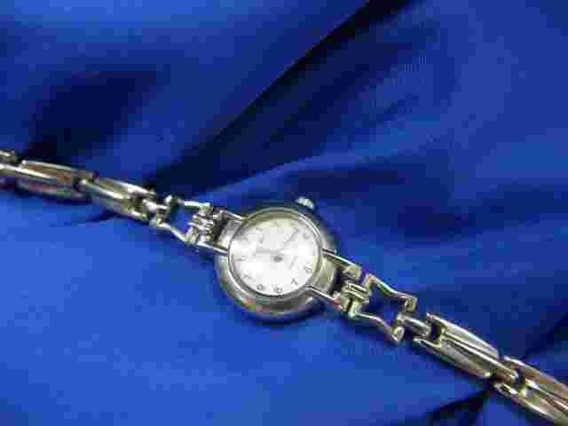 SCOTTSDALE POLO SILVER BRACELET BAND WATCH, NEW BATTERY, WORKS, RUNNING A10