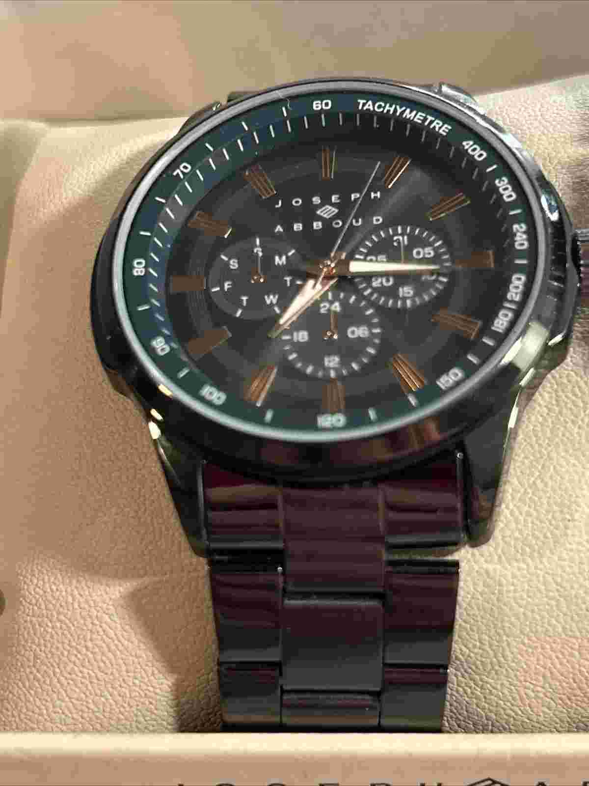 NIB - Joseph Abboud Mens 👀 Wristwatch And Matching Bracelet Set