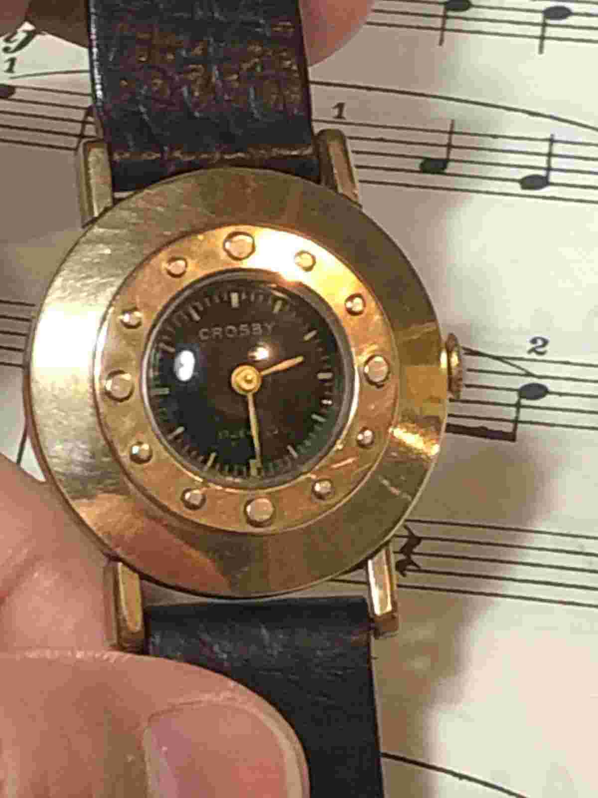 VINTAGE CROSBY HAND WIND MEN WATCH=RUNS