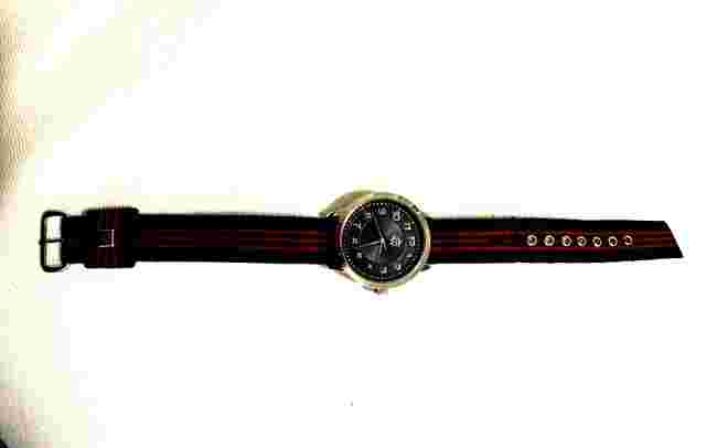 Vintage Brooks Brothers Men's 34 mm Watch w/ Branded Strap