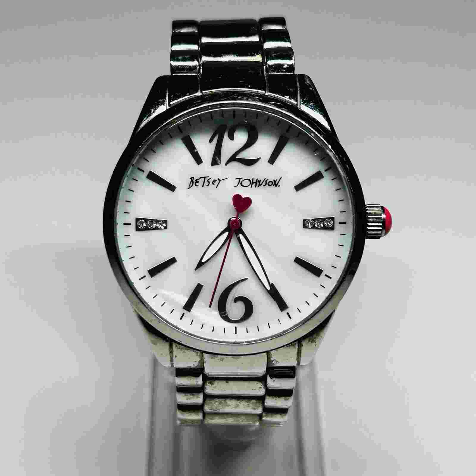 Betsey Johnson Watch Women 40mm Silver tone White MOP Dial Round New Battery A01