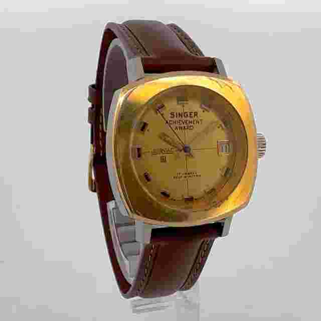 Vintage 35mm LeJour Jurvac Compressor Men's Automatic Wristwatch Singer Award