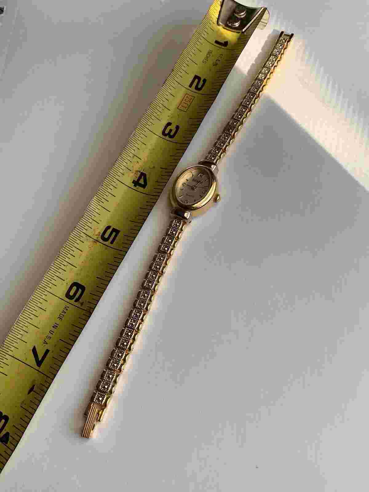 Gitano Gold tone Slim Dainty ladies watch with crystal/marcasite Style Untested