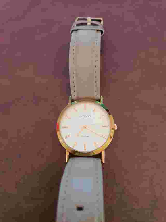 Vintage OOZOO Greek Quartz Ladies Watch VG Grey Leather Band Stainless Steel