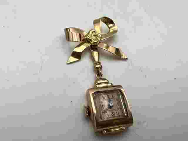 u278 Vintage Imperial 14kt Rose Gold Lapel Watch