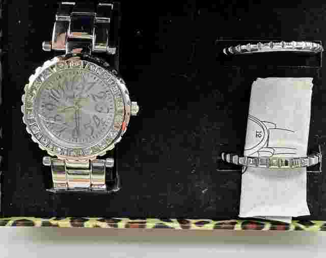 Park Lane Watch Changeable CZ Bezel In Leopard Box Needs Battery