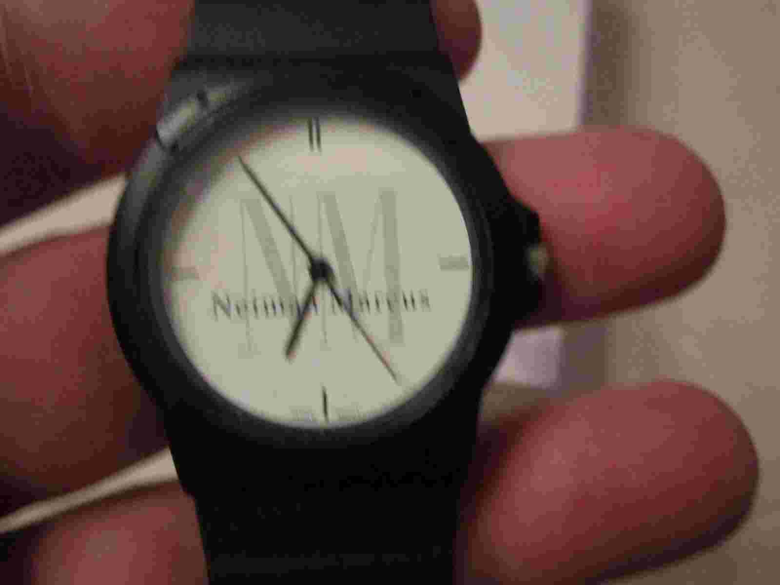 NEIMAN MARCUS WATCH - QUARTZ - BLACK RUBBER - OFC-10