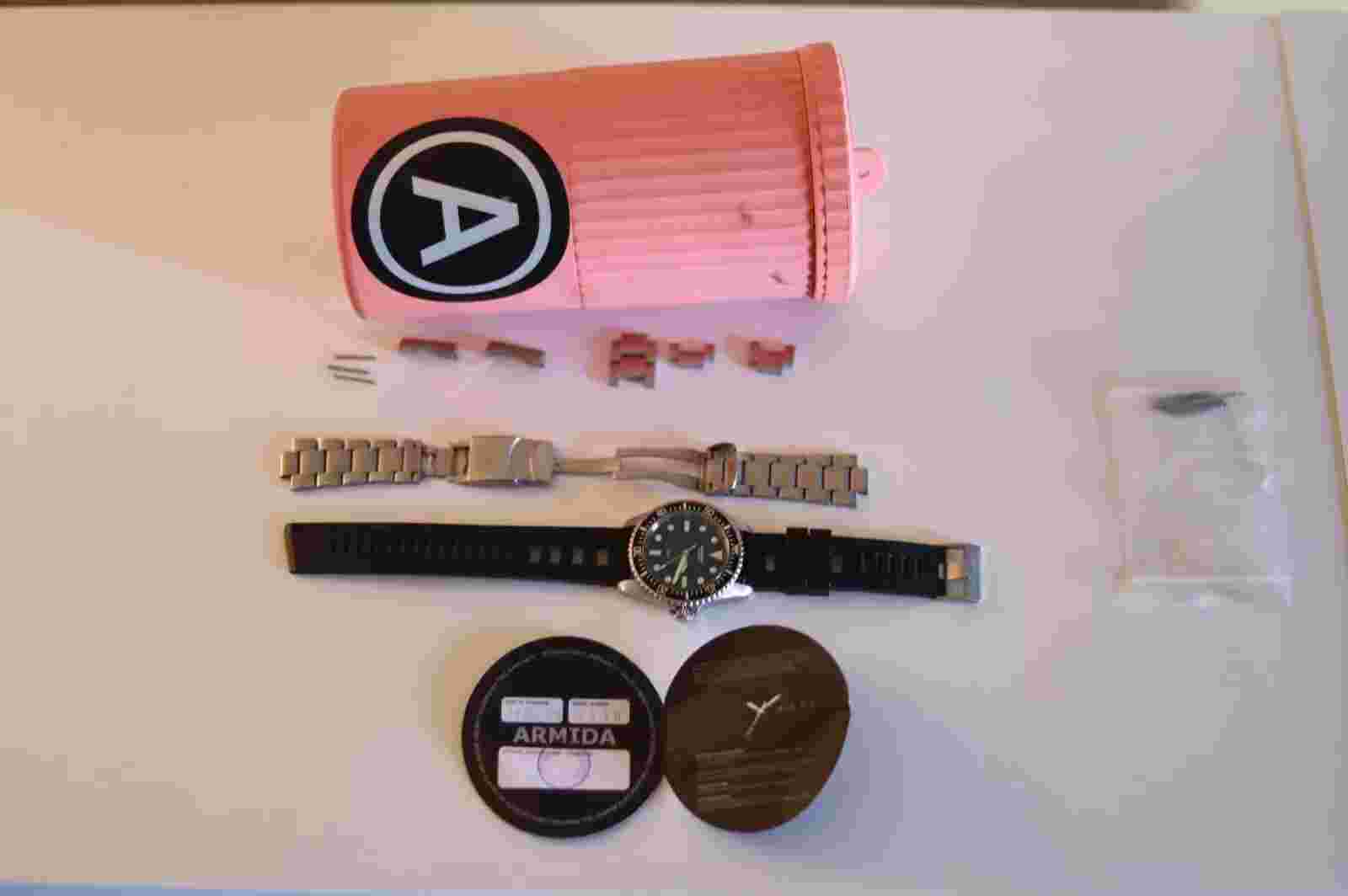 Armida Automatic A2 (Miyota 8215) mens watch, 500m Diver, 42mm Case; Damaged