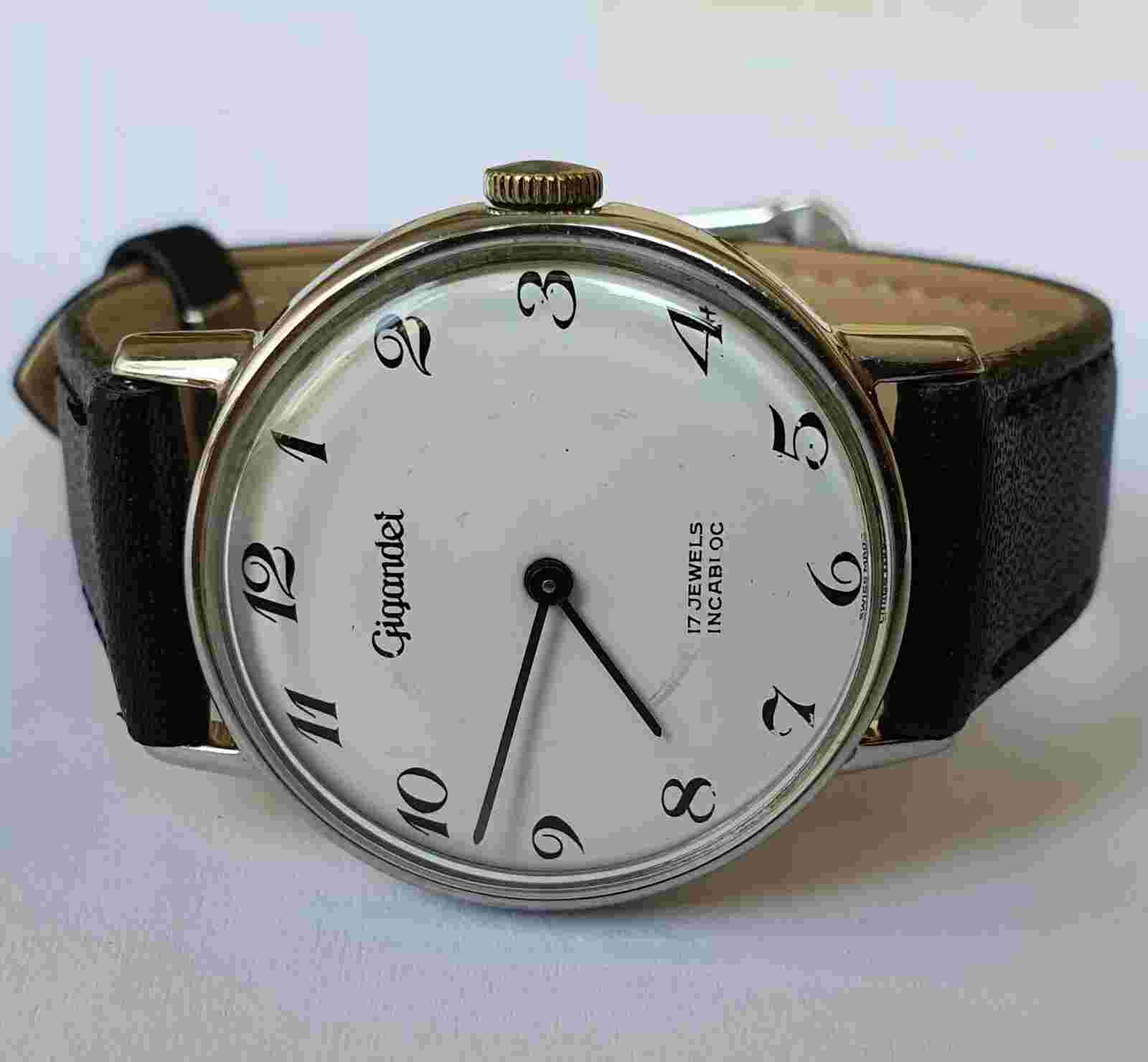Vintage GIGANDET Incabloc 17J All Steel UT6565 Swiss Made Wristwatch From 70's