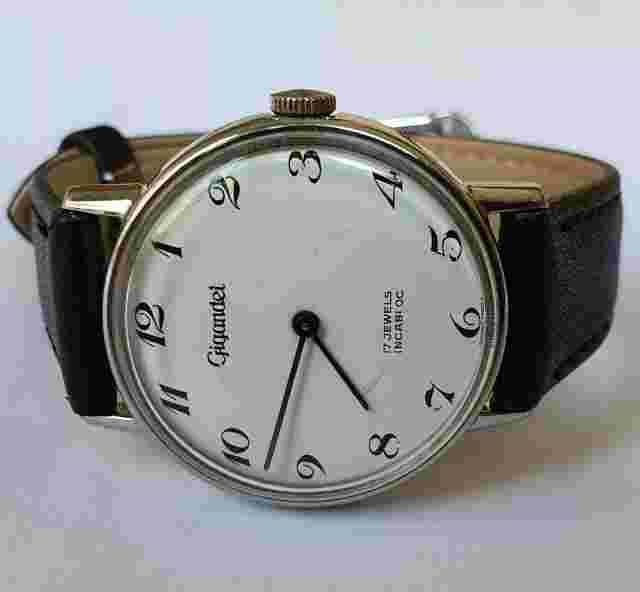 Vintage GIGANDET Incabloc 17J All Steel UT6565 Swiss Made Wristwatch From 70's