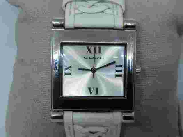 Code CD1084 White Genuine Leather Band Quartz Analog Women's Watch New Battery