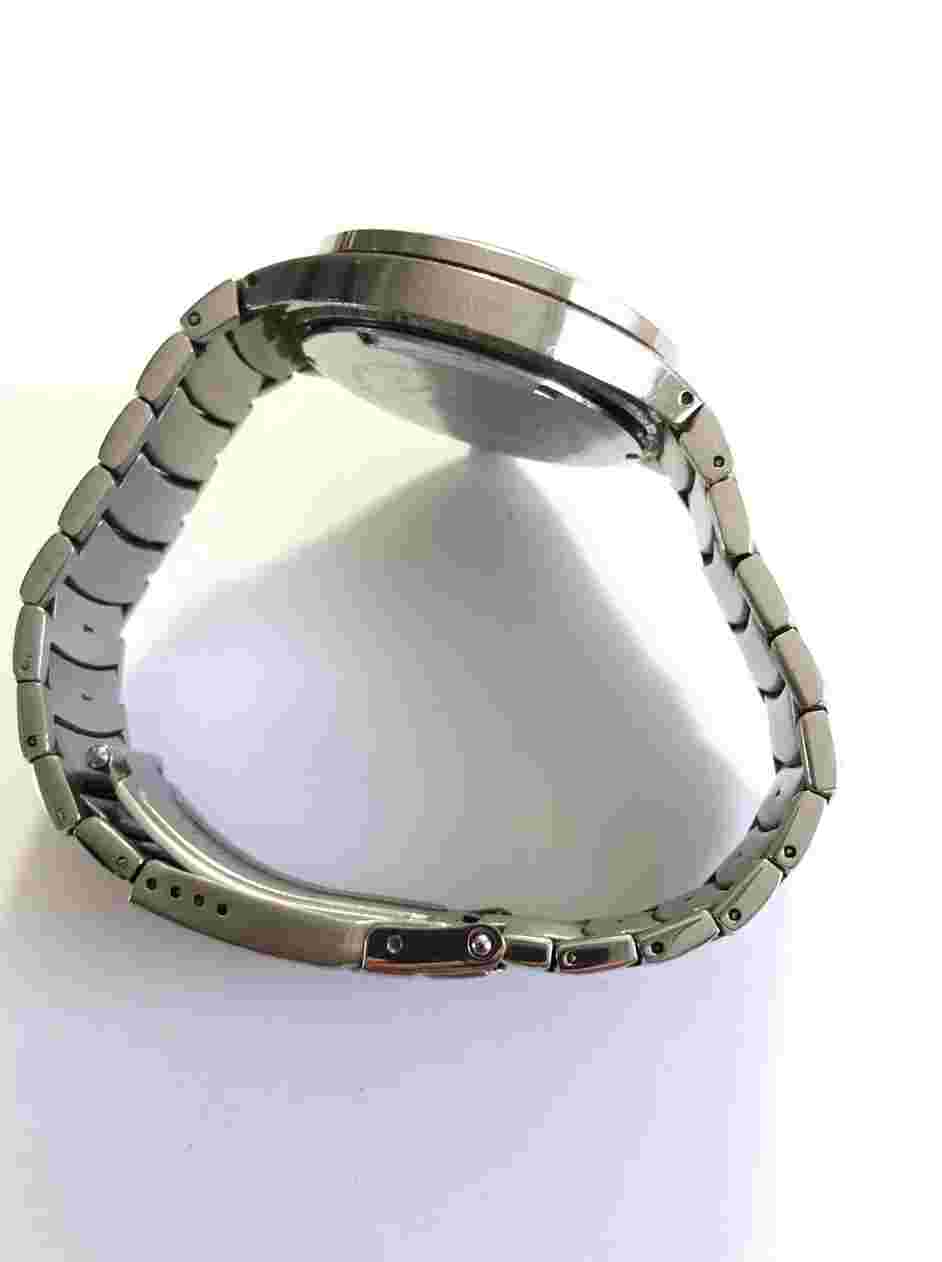 US polo mans wrist watch , quartz , stainless steel strap , new battery