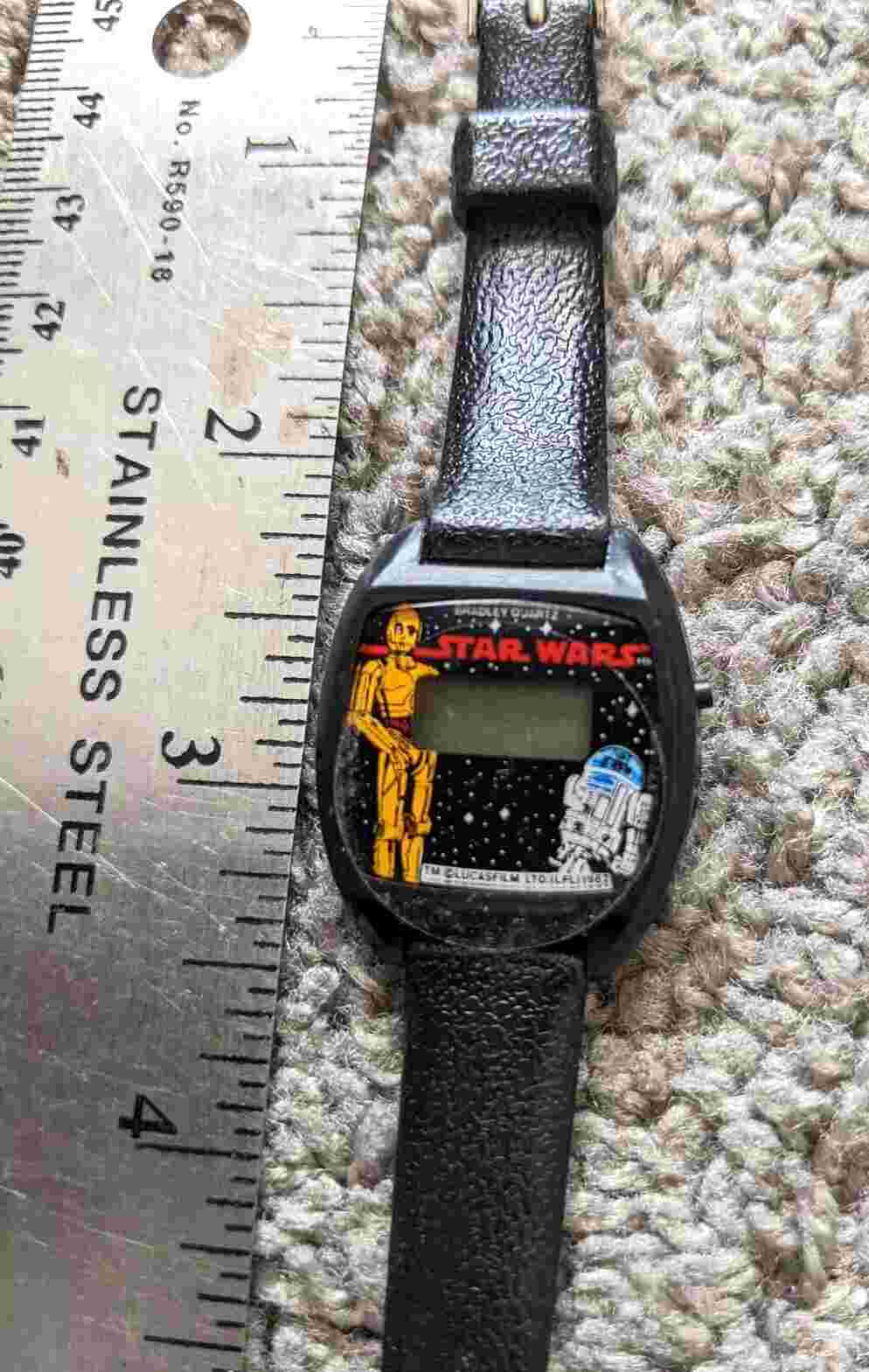 UNWORN VTG RARE SQUARE 1982 Star Wars WRIST WATCH BRADLEY TIME R2D2 C3PO BLACK