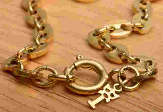 Vintage Chateau Swiss Made Ladies Pocket Watch and super rare