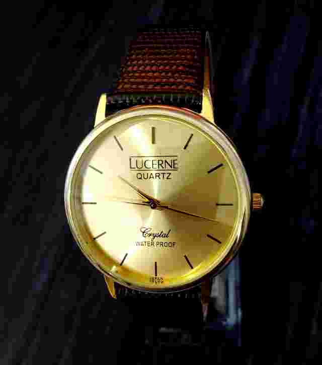 EXTREMELY Rare Vintage Lucerne Swiss Inspired Split Case Watch Bubble Crystal