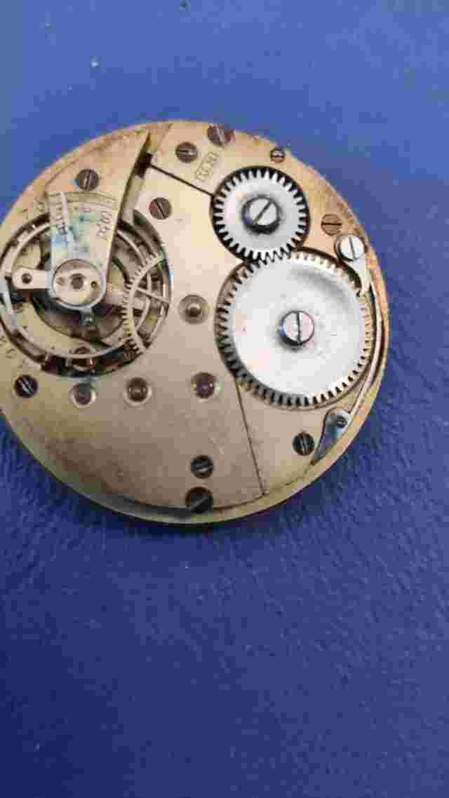 Union Horlogere  Gold Pocket Watch Movement 42,5mm  working.