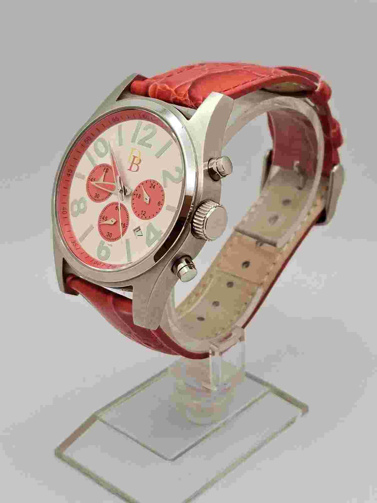 LUXURY RED DOONEY & BOURKE CHRONOGRAPH UNISEX WATCH WR100FT SILVER SUNBURST DIAL