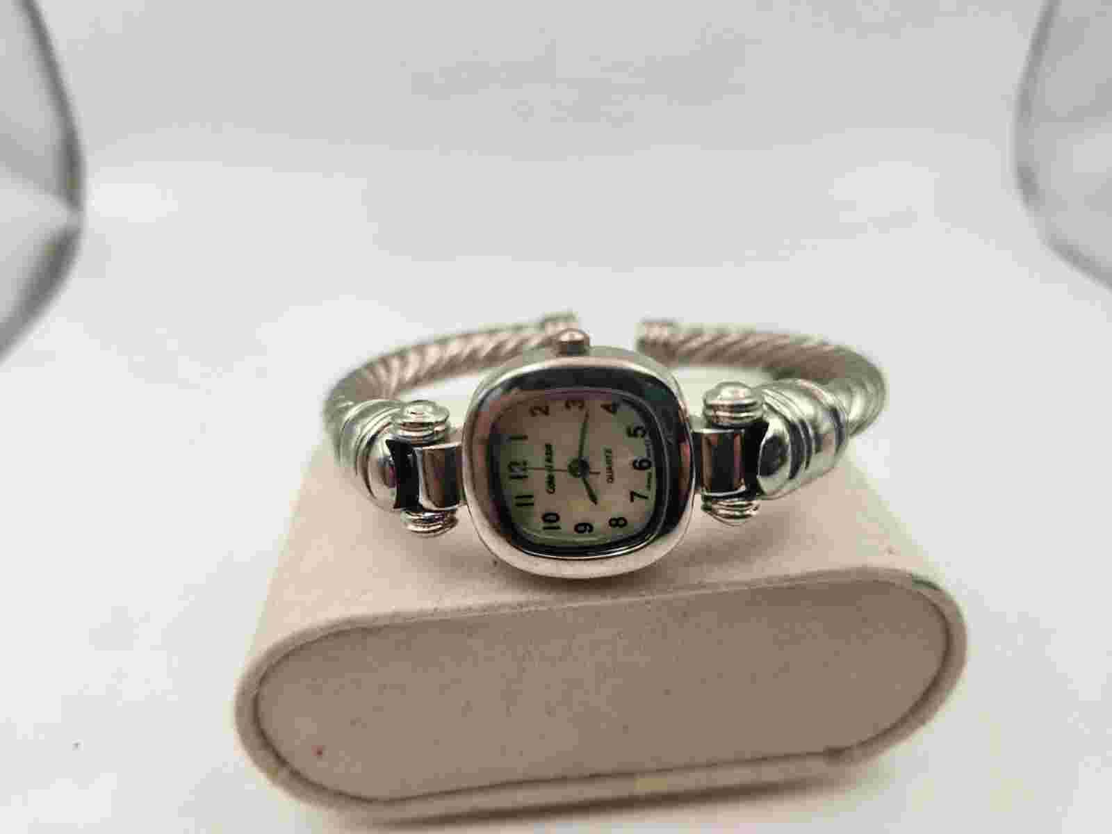 Women's Cote De Azur Quartz Watch.  U6
