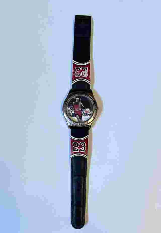 Vintage Michael Jordan Chicago Bulls 23 Watch Black Red - operating cond. unk -