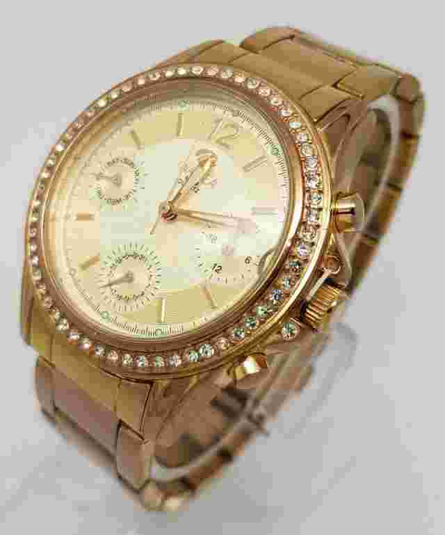 Beautiful Ladies Rose Gold Tone Marea  Wristwatch **New Battery** (P)
