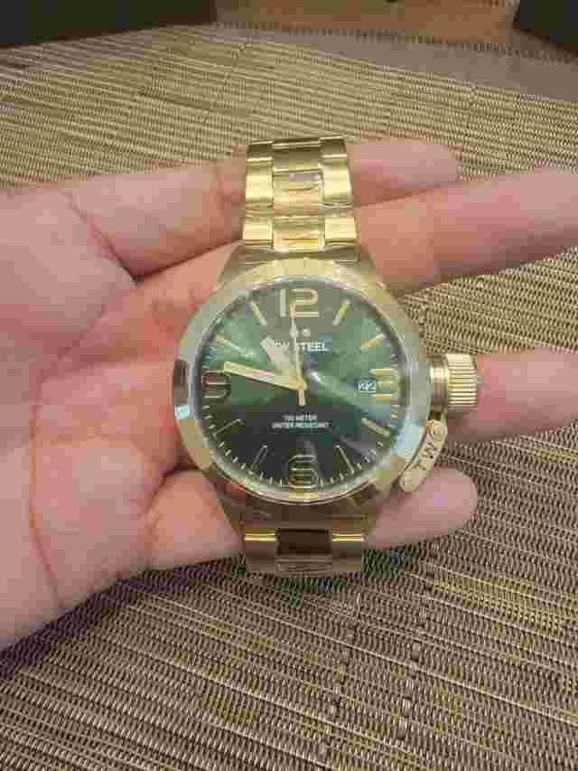 TW STEEL Canteen Gold CB221 45mm New