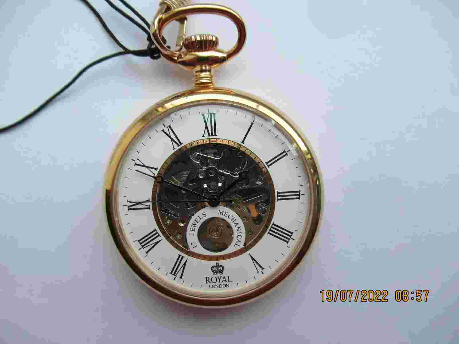 ROYAL LONDON 17J MECHANICAL POCKET WATCH SKELETON BEAUTIFUL HAND WIND RRP£189.