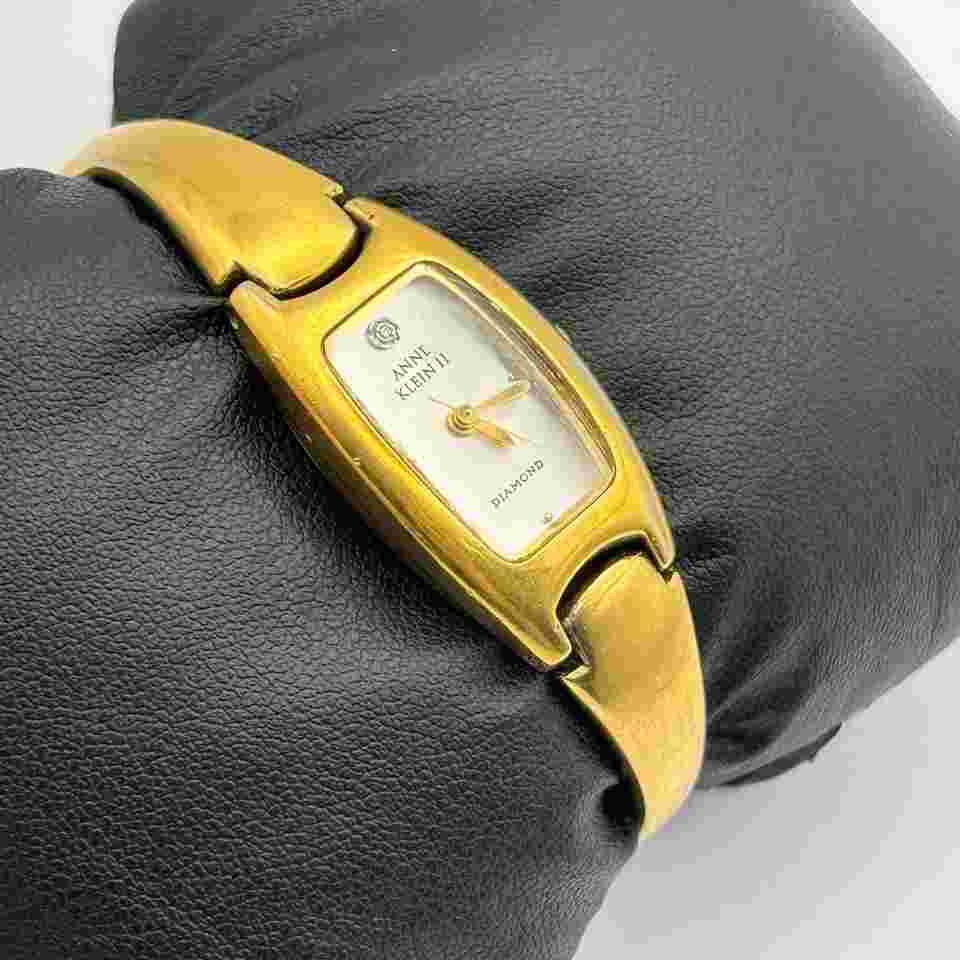 Anne Klein II Diamond Gold Tone Women’s fashion Watch Working New Battery