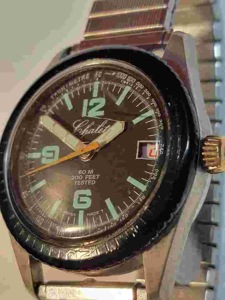 Chalet Diver 60M 200 Feet  Tested Swiss Watch