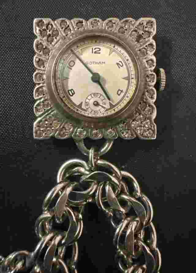 Working Vintage Gotham Double Chain Link Bracelet Watch