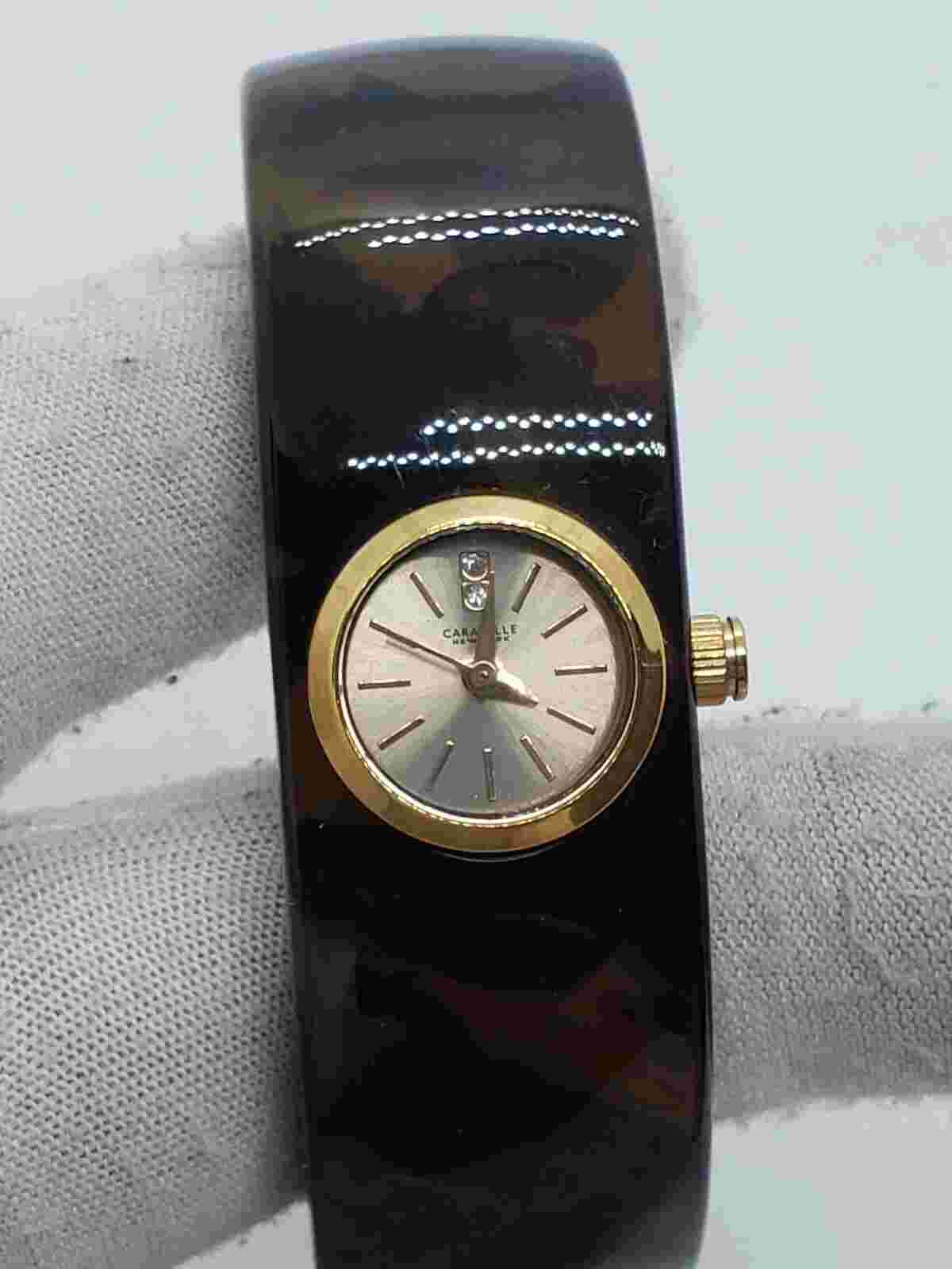 Caravelle New York 44L139 Women's Round Analog Bangle Watch NEEDS NEW BATTERY